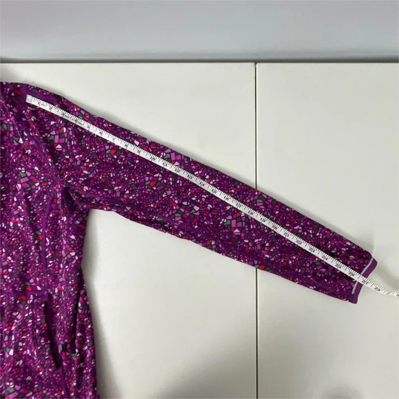 Lululemon Athletica Real Quick Jacket Women’s Reversible Violet Print Plum Sz 4 - Picture 12 of 13